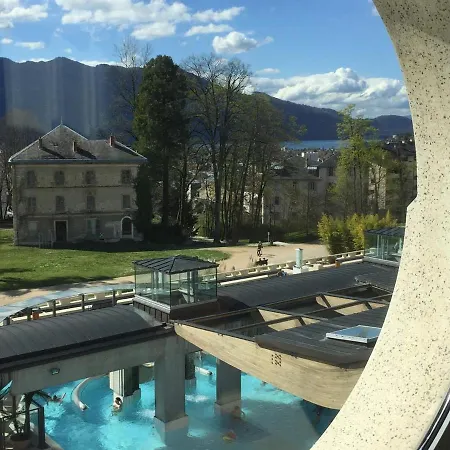 T2 Moderne Avec Balcon A Aix-les-bains, Proche Centre Et Services - Fr-1-555-61 Apartment